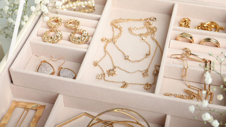 jewelry box